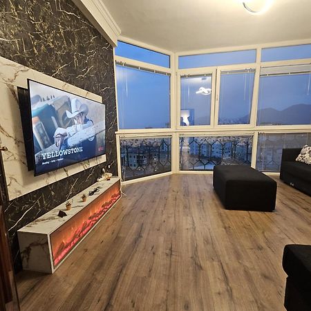 Sky Apartaments City Center ティラナ エクステリア 写真