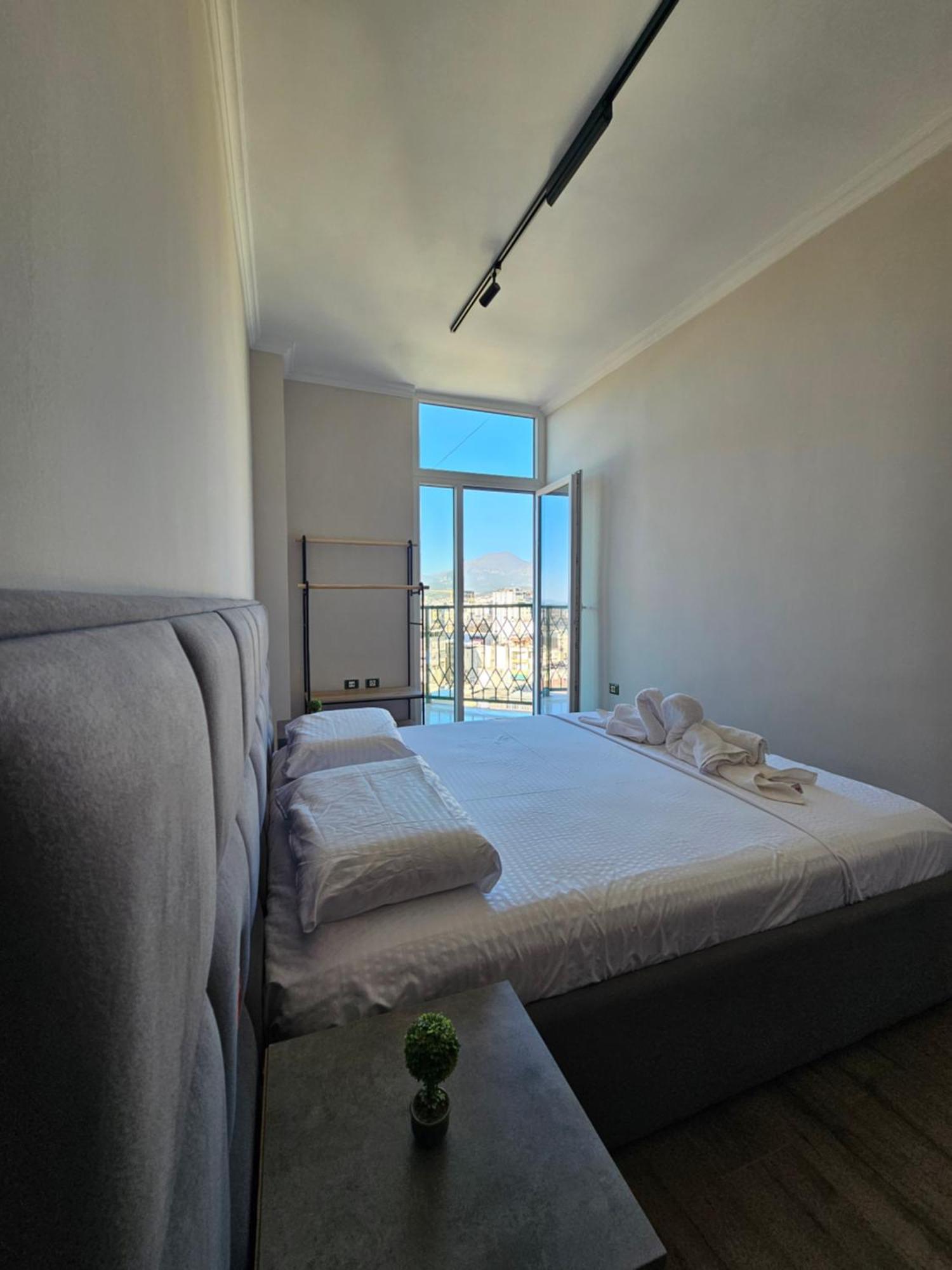 Sky Apartaments City Center ティラナ エクステリア 写真