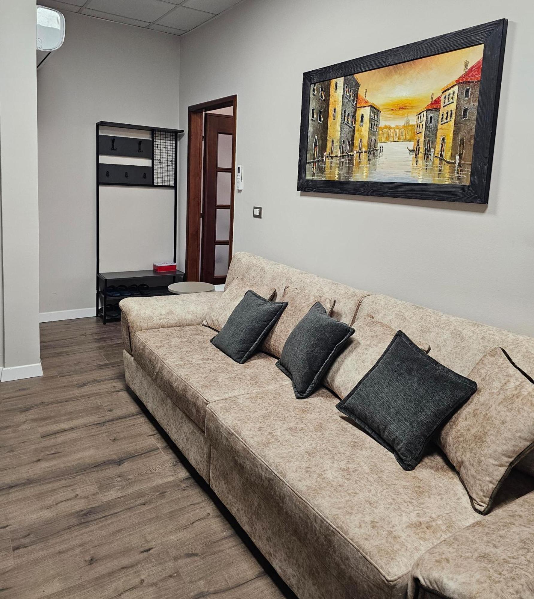 Sky Apartaments City Center ティラナ エクステリア 写真